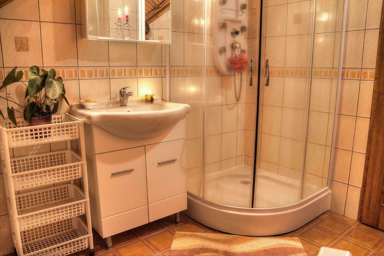 Apartman Maryla Ratkovica Exteriör bild